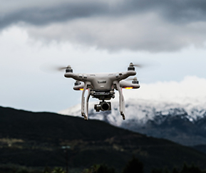 安徽使用无人机航拍时应当选择什么样的无人机